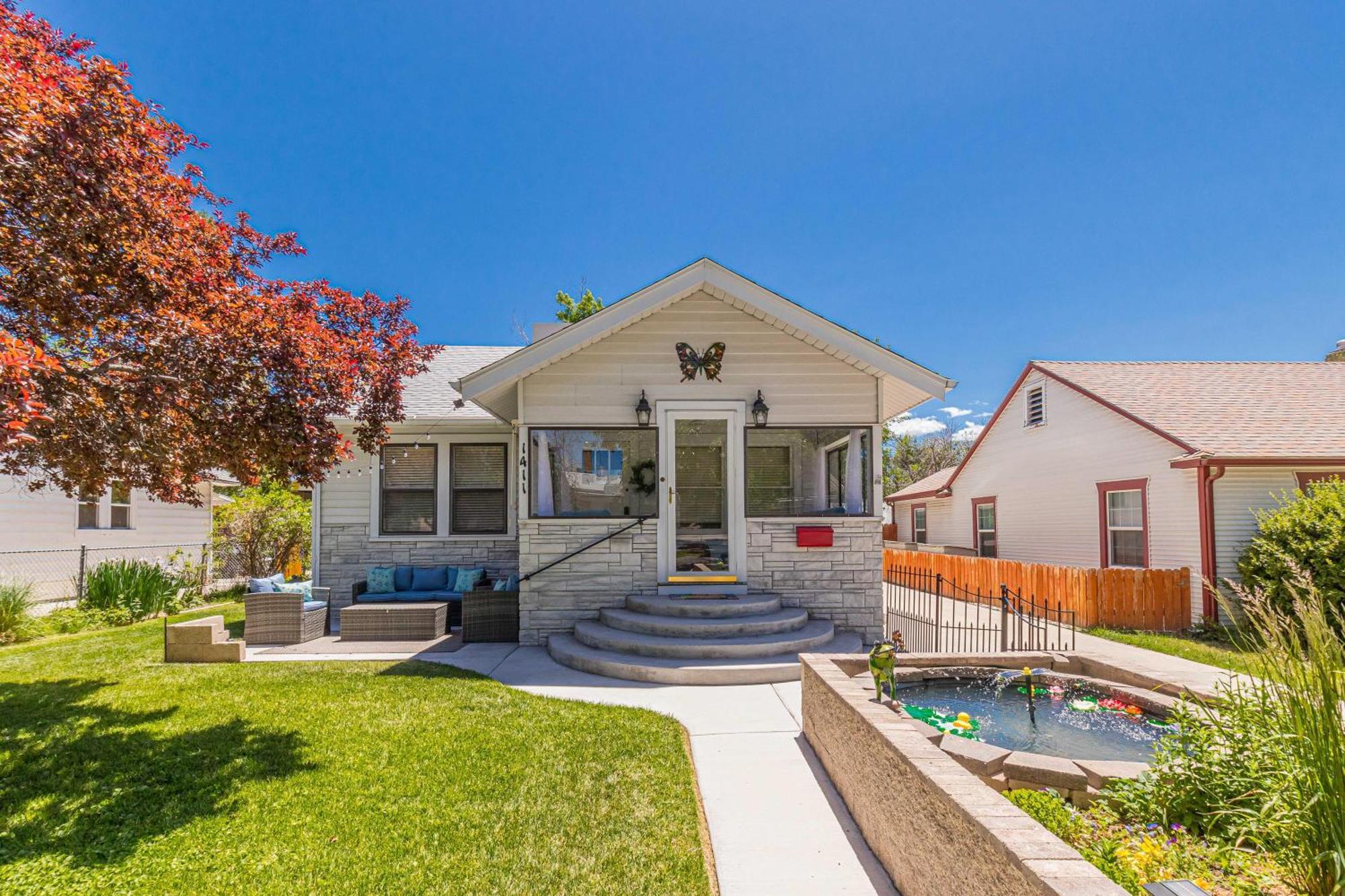 Butterfly - Cozy Cottage W- Great Downtown Location Grand Junction Room photo