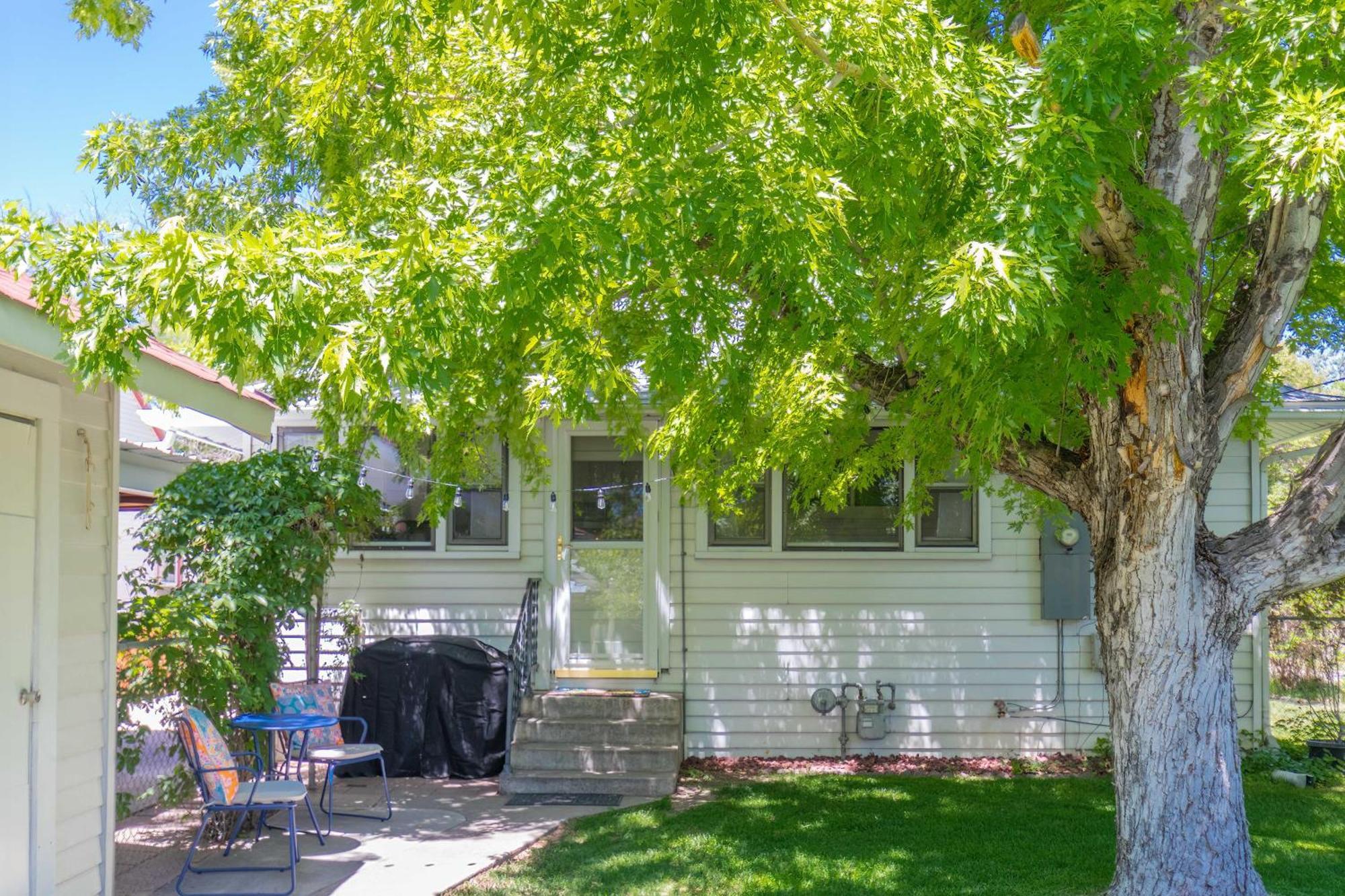 Butterfly - Cozy Cottage W- Great Downtown Location Grand Junction Room photo